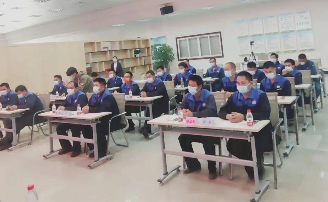 厚街鎮人社局舉行“新型學徒制”電工培訓班開班儀式-厚街電工企業上門培訓-厚街電工培訓